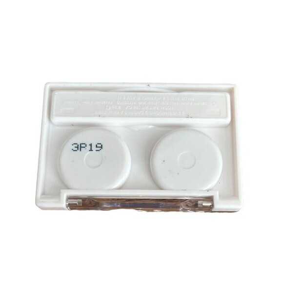 Elizabeth Arden Eyeshadow Duo Travel Mirror - Picture 3 of 3